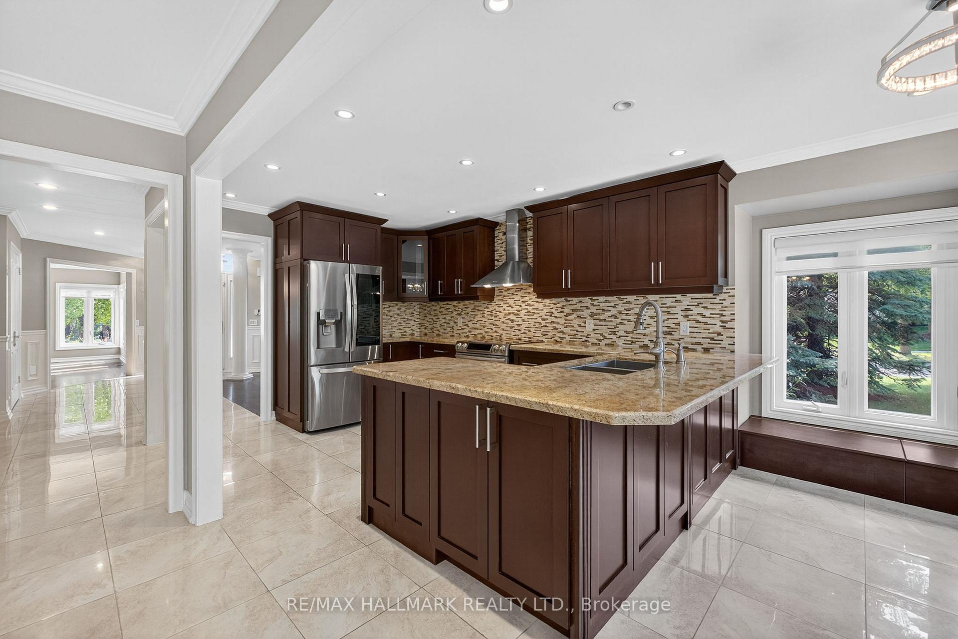 Photo 15 of 86 Roselawn Drive, Vaughan, Islington Woods — HOMEH