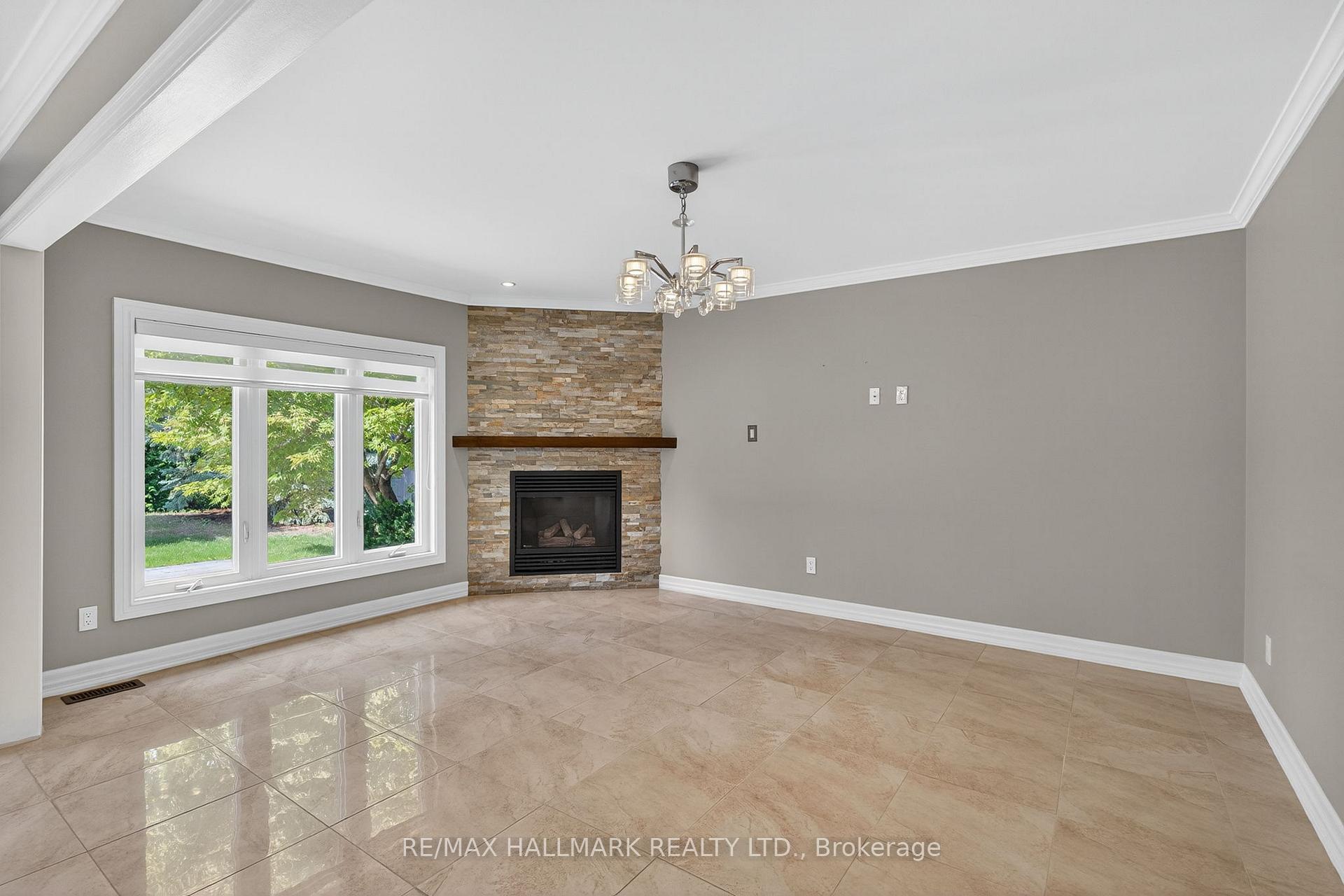 Photo 23 of 86 Roselawn Drive, Vaughan, Islington Woods — HOMEH