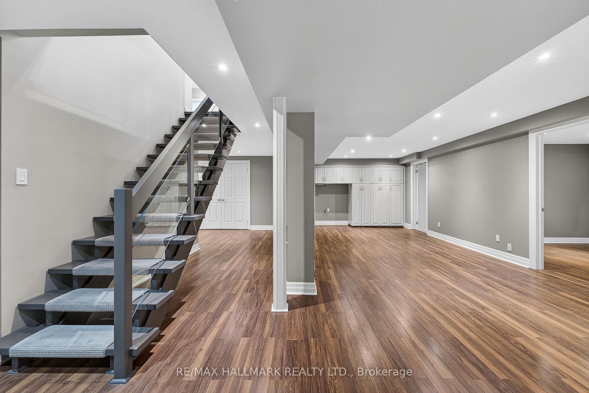 Photo 32 of 86 Roselawn Drive, Vaughan, Islington Woods — HOMEH