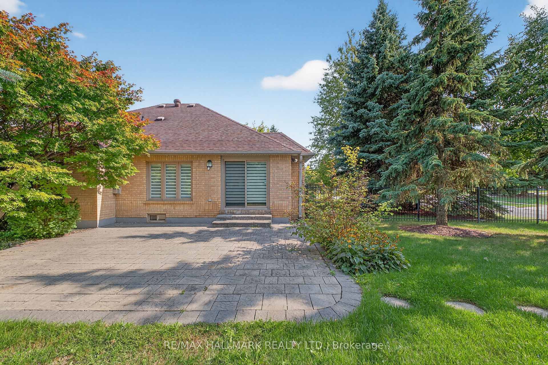 Photo 48 of 86 Roselawn Drive, Vaughan, Islington Woods — HOMEH