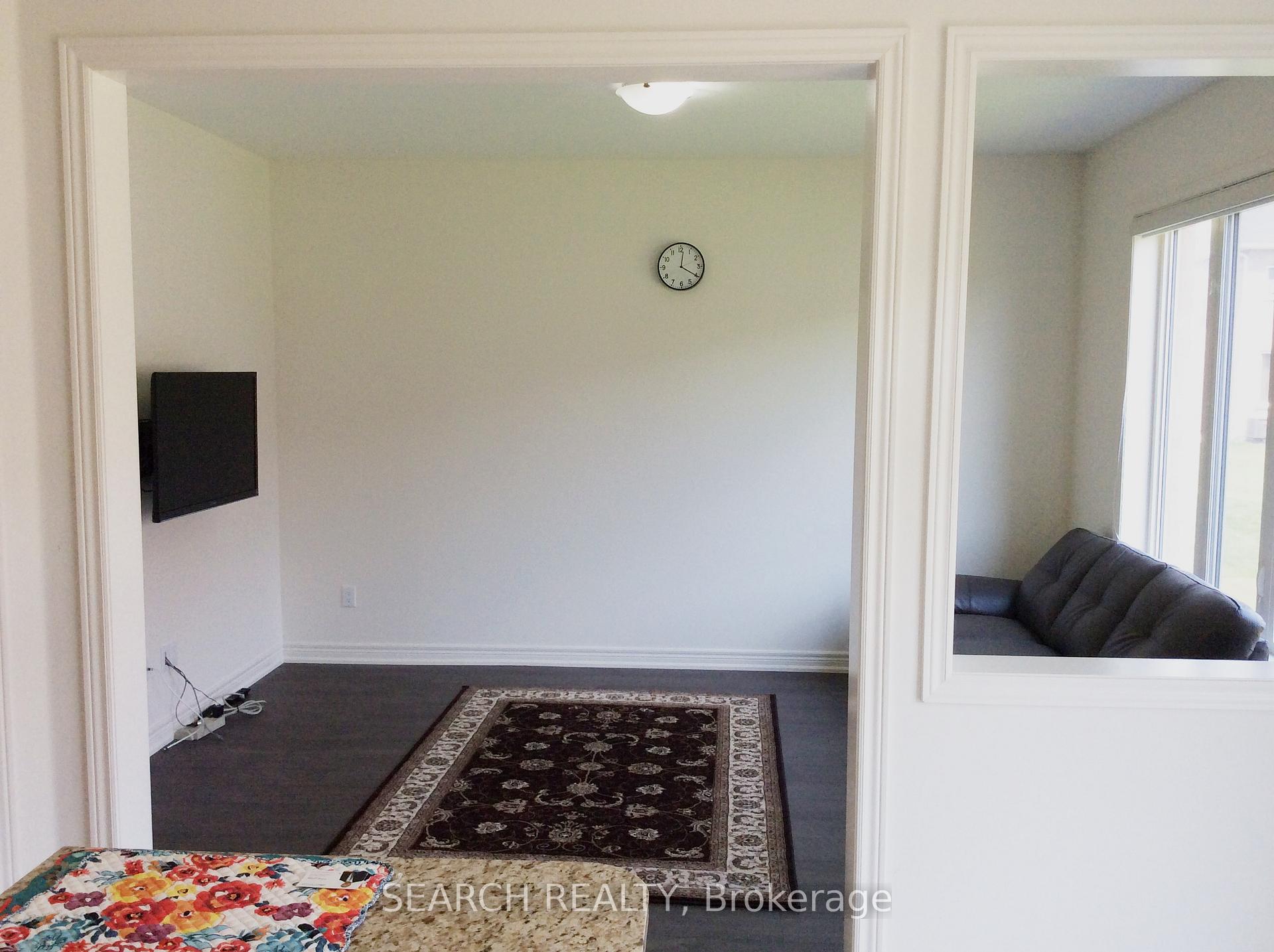 Photo 6 of 9 Exhibition Crescent, Brampton, Northwest Brampton — HOMEH