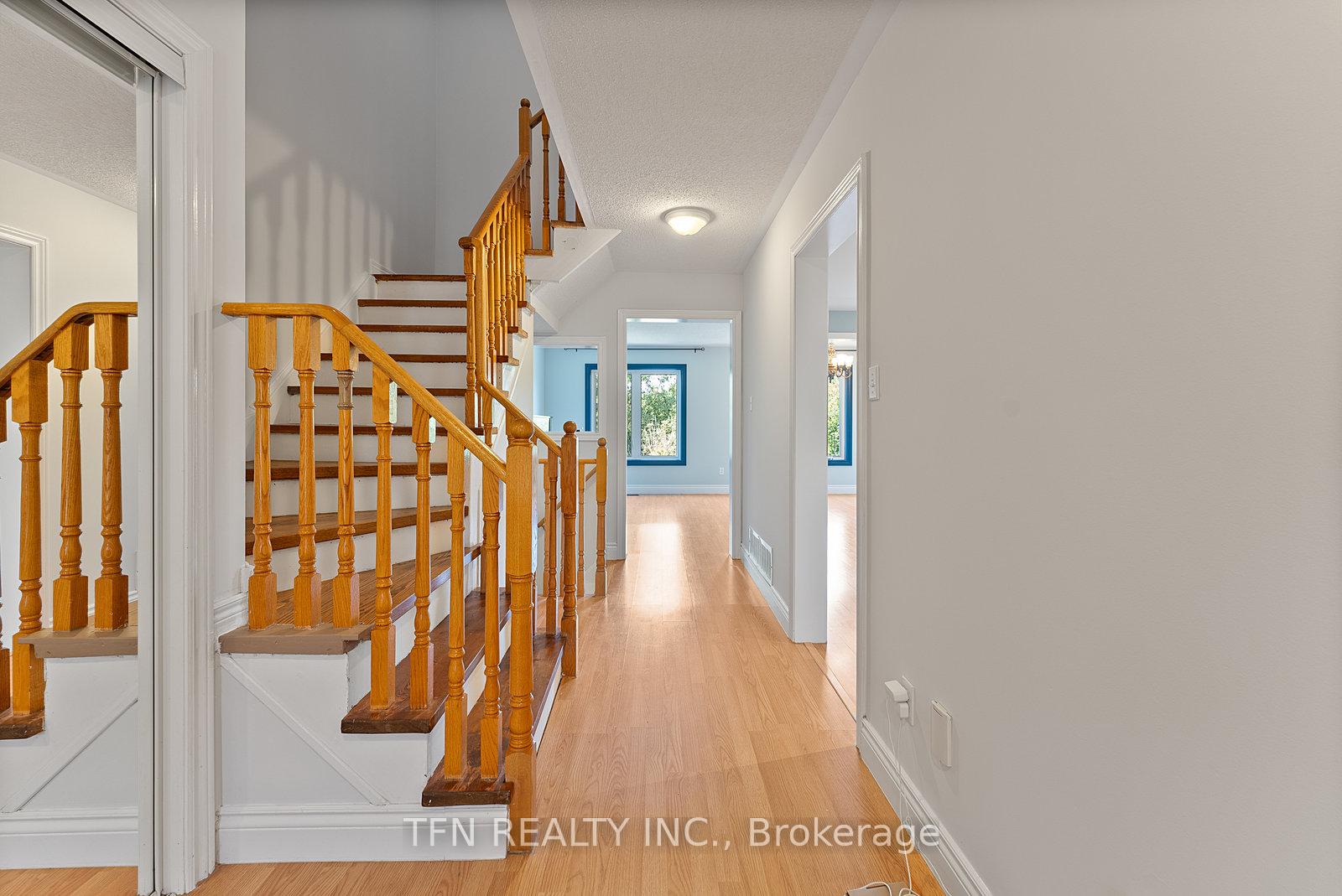 Photo 7 of 24 Hawtin Lane, Aurora, Aurora Grove — HOMEH