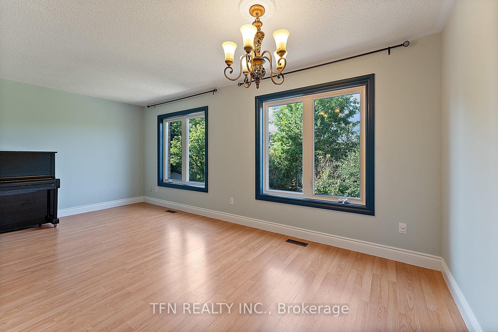 Photo 20 of 24 Hawtin Lane, Aurora, Aurora Grove — HOMEH