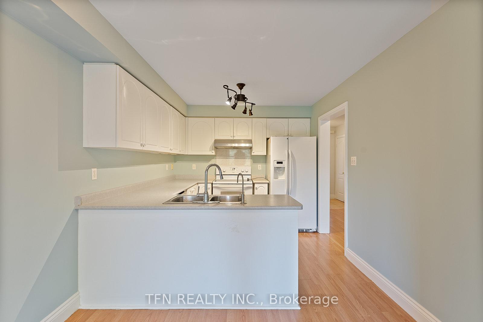 Photo 9 of 24 Hawtin Lane, Aurora, Aurora Grove — HOMEH