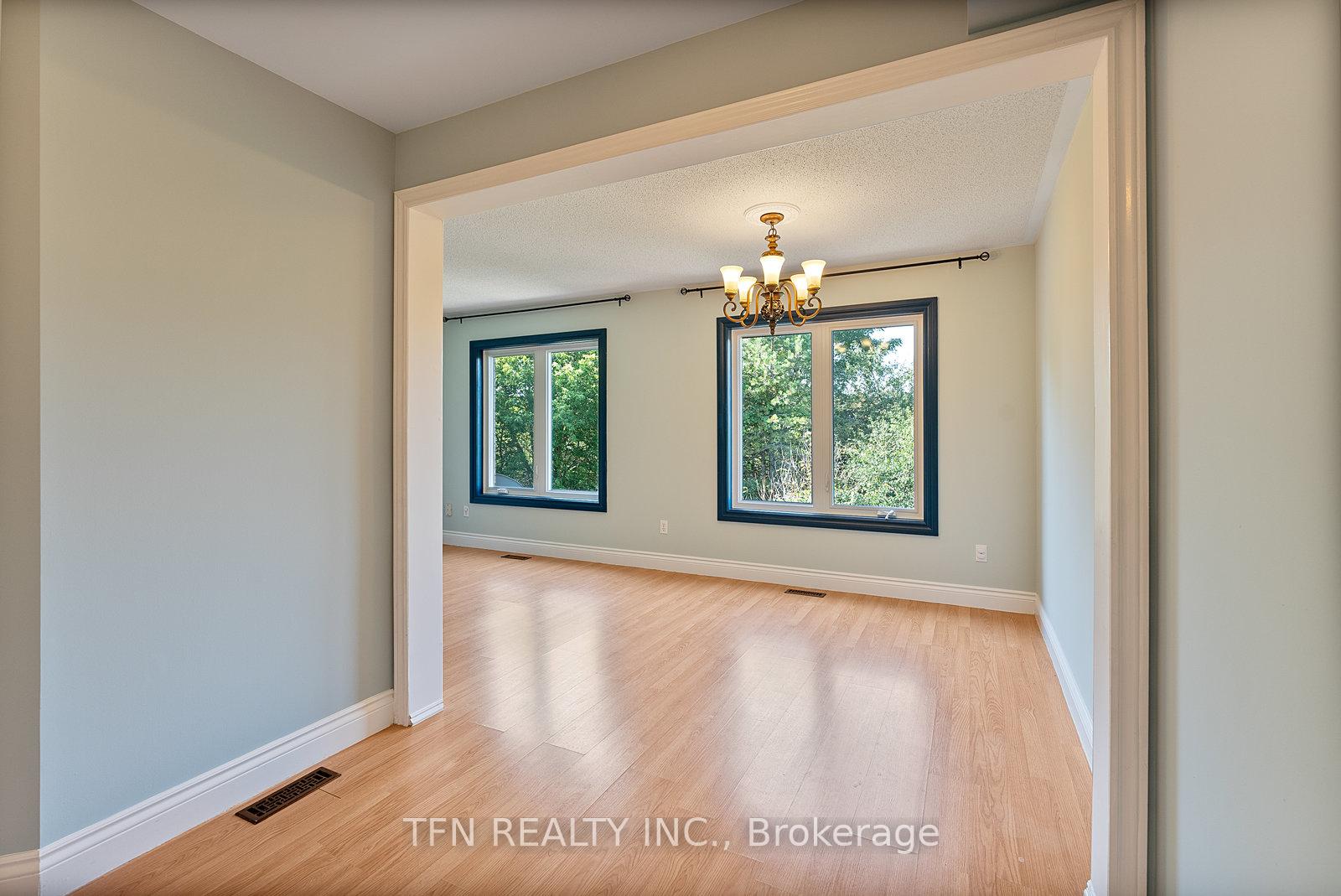 Photo 19 of 24 Hawtin Lane, Aurora, Aurora Grove — HOMEH