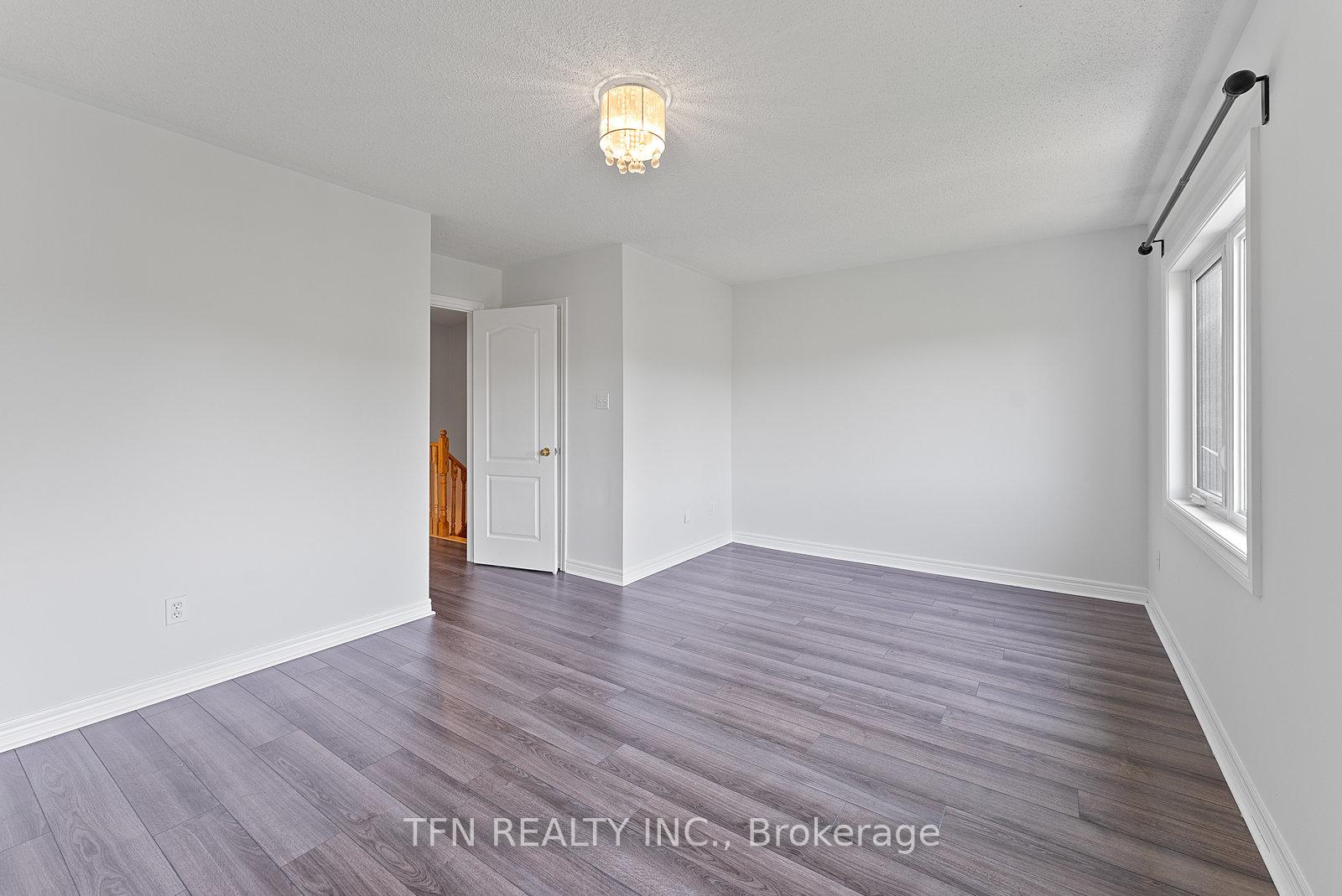 Photo 34 of 24 Hawtin Lane, Aurora, Aurora Grove — HOMEH