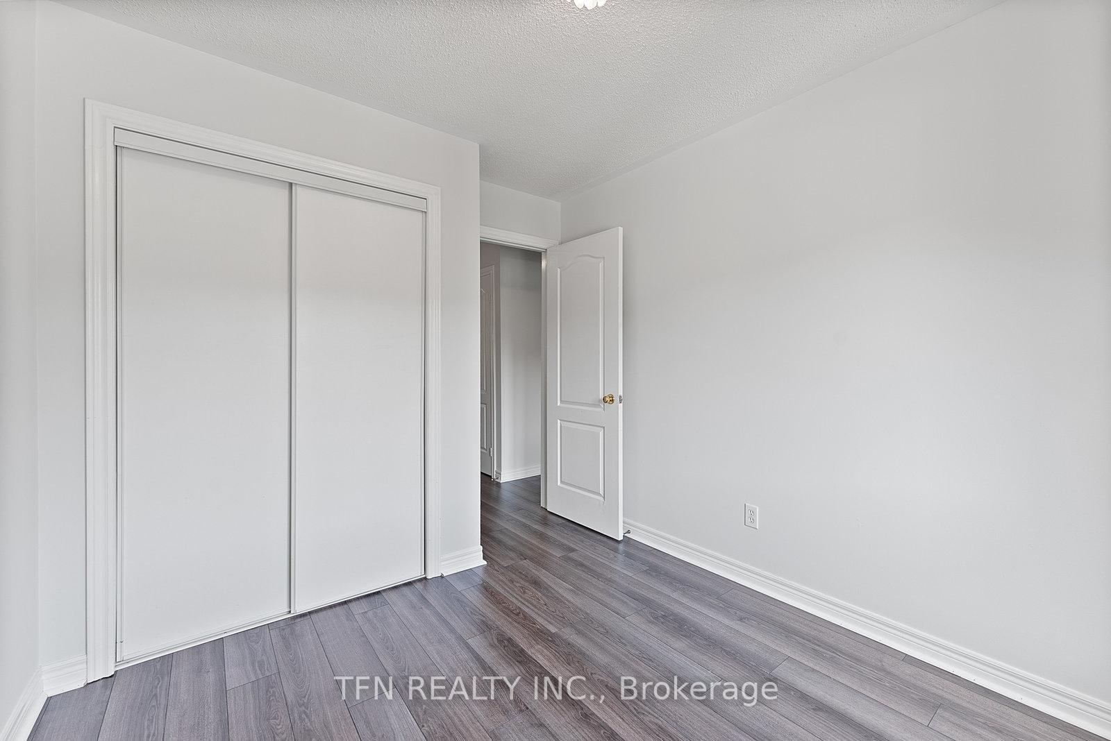 Photo 27 of 24 Hawtin Lane, Aurora, Aurora Grove — HOMEH