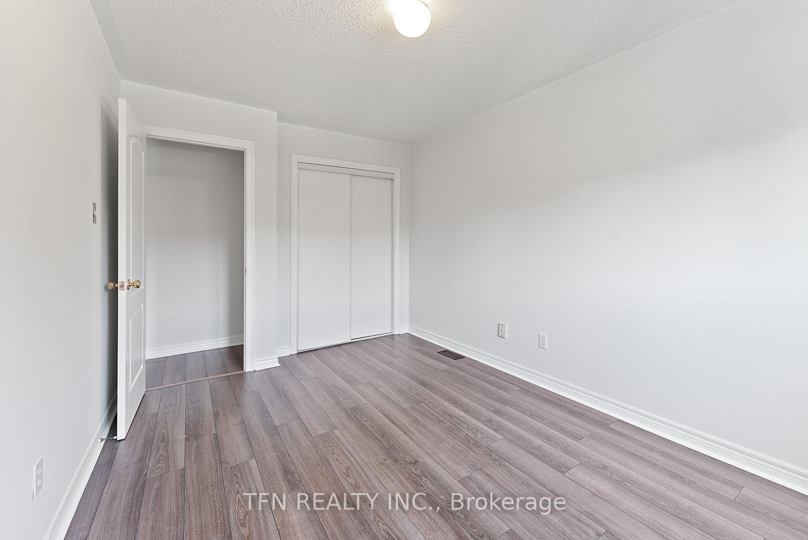 Photo 35 of 24 Hawtin Lane, Aurora, Aurora Grove — HOMEH