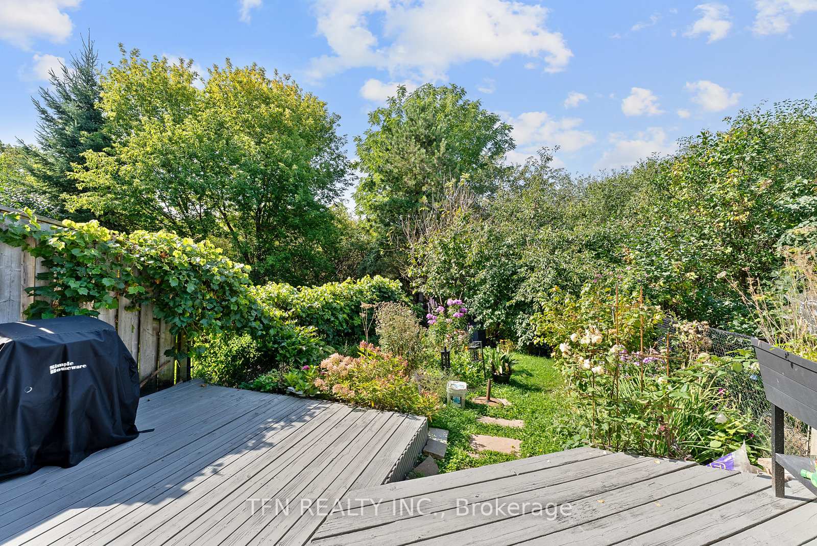 Photo 46 of 24 Hawtin Lane, Aurora, Aurora Grove — HOMEH