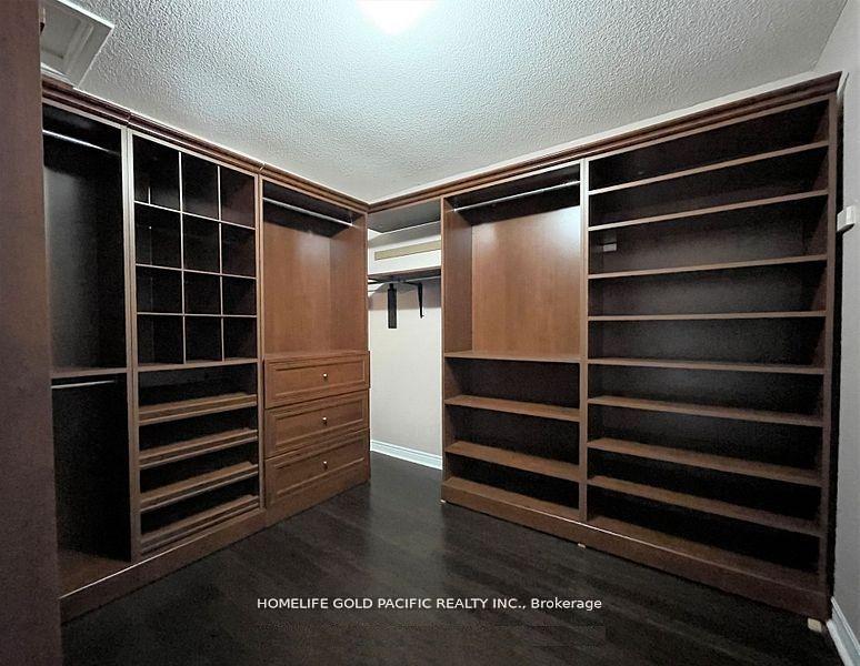 Photo 23 of 95 Tomlinson Circle, Markham, Buttonville — HOMEH