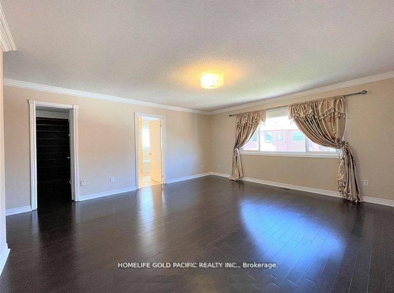 Photo 14 of 95 Tomlinson Circle, Markham, Buttonville — HOMEH