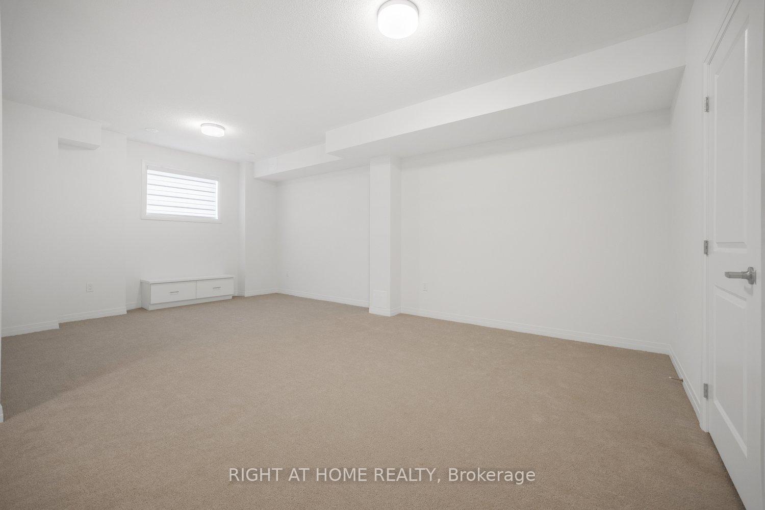 Photo 19 of 104 coolhurst Avenue, Brampton, Northwest Brampton — HOMEH