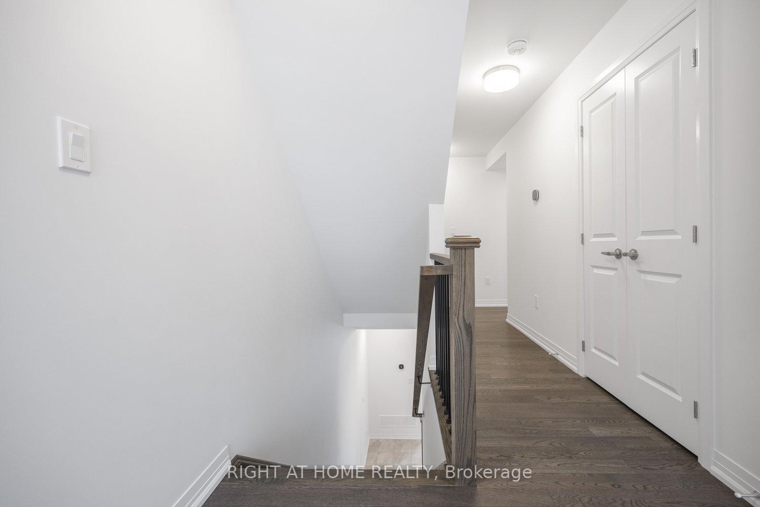 Photo 22 of 104 coolhurst Avenue, Brampton, Northwest Brampton — HOMEH