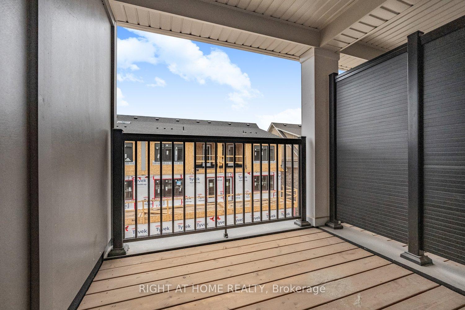 Photo 27 of 104 coolhurst Avenue, Brampton, Northwest Brampton — HOMEH