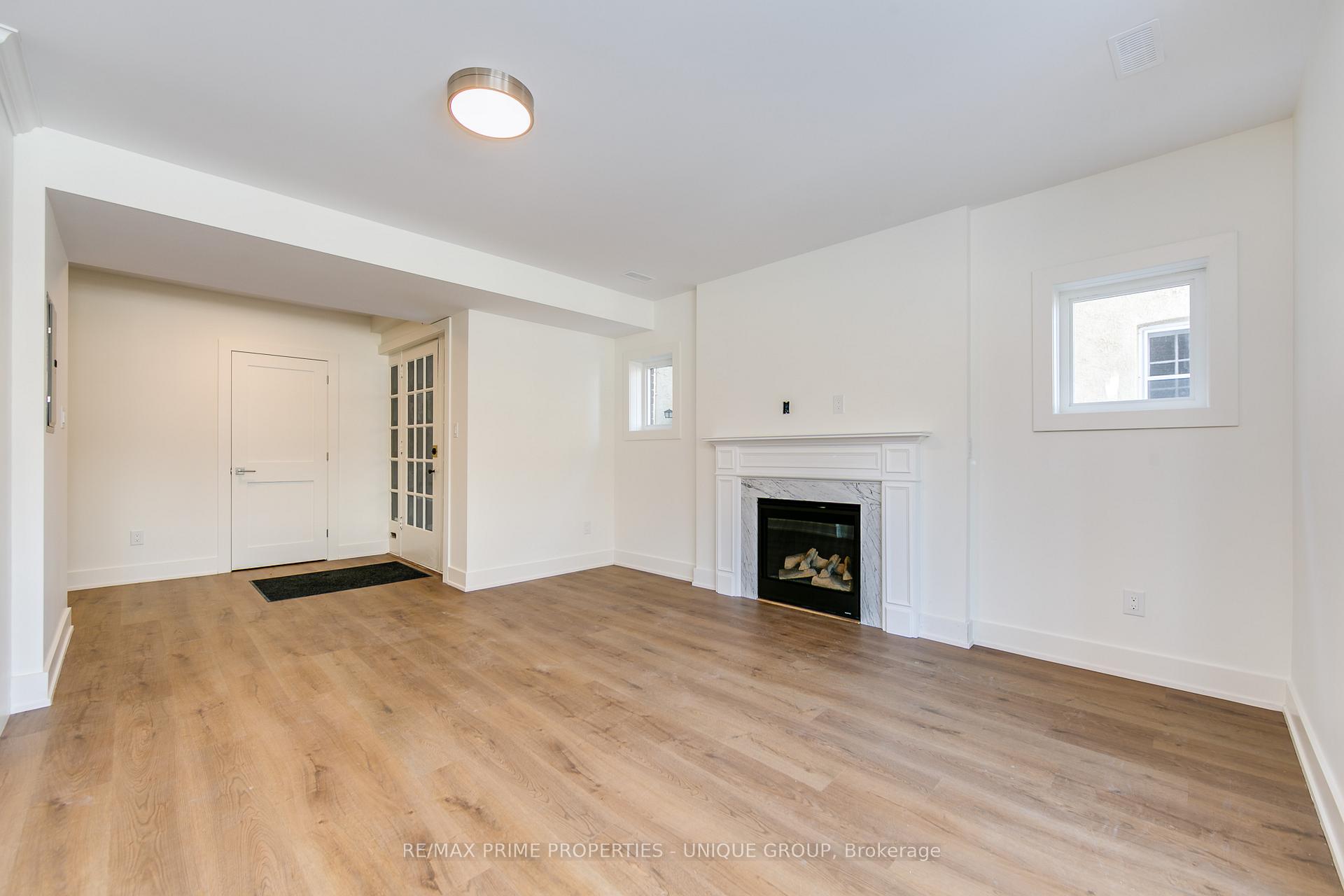Photo 2 of Unit A, 471 Oriole Parkway, Toronto, Yonge-Eglinton — HOMEH