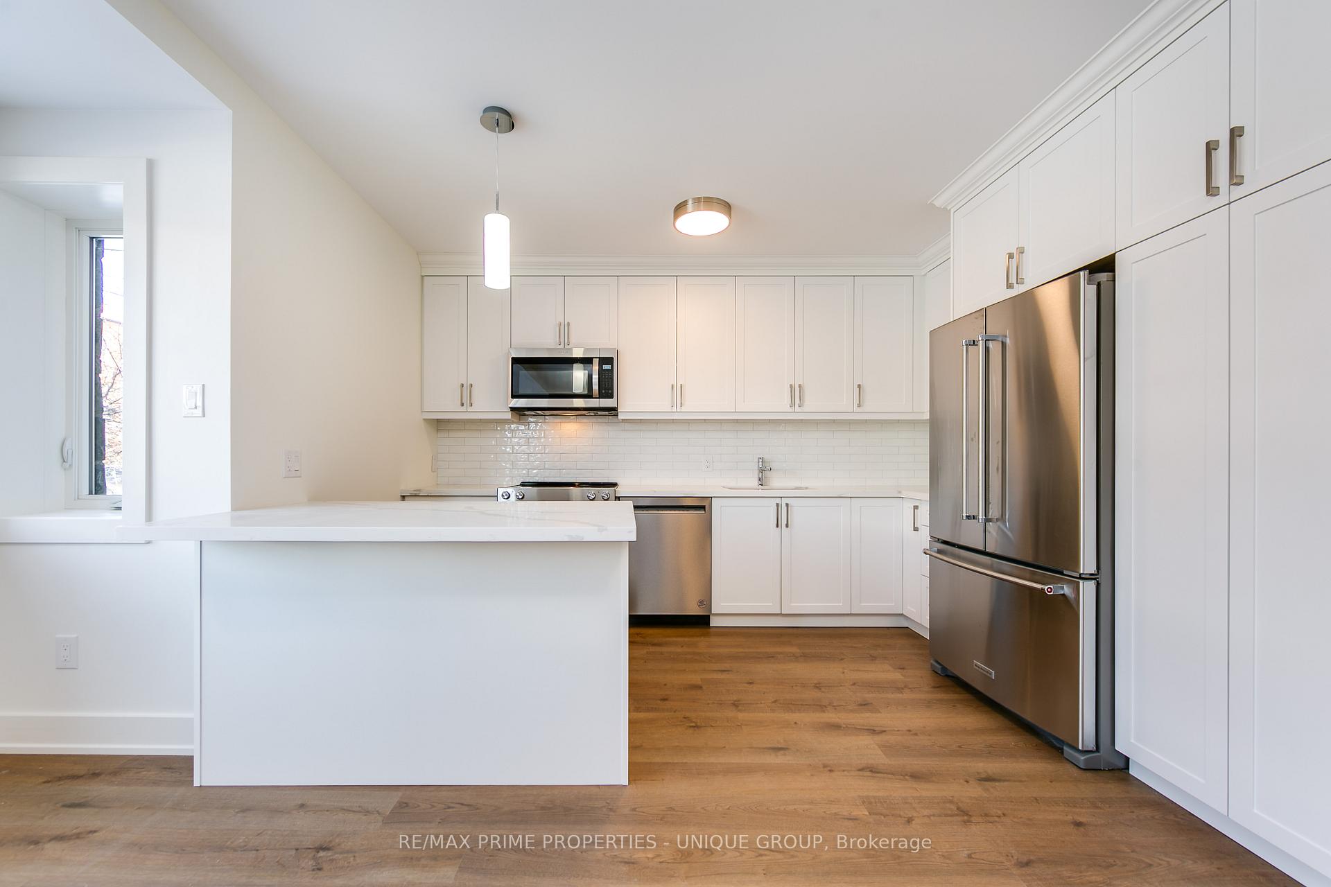 Photo 21 of Unit A, 471 Oriole Parkway, Toronto, Yonge-Eglinton — HOMEH