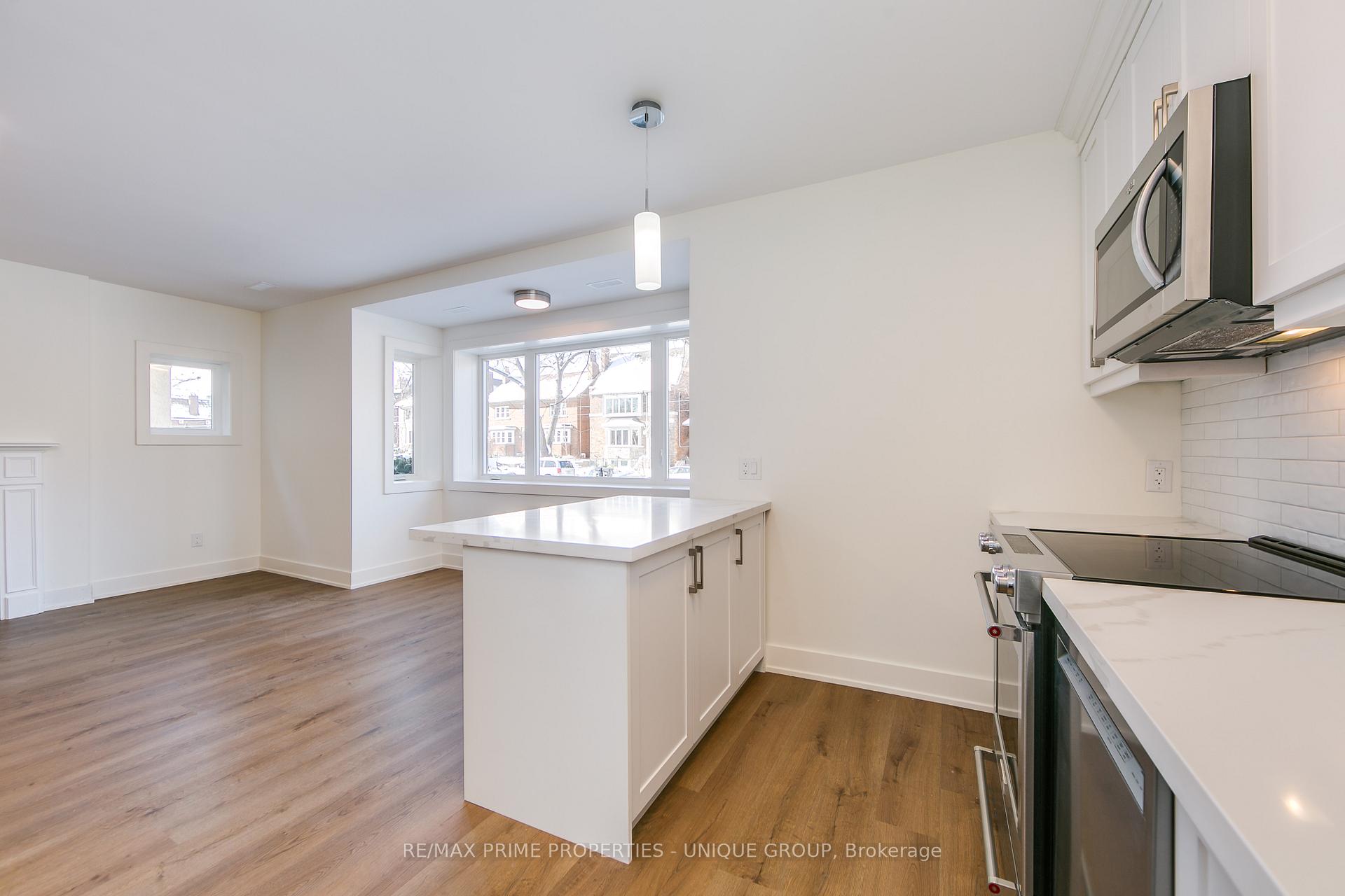 Photo 9 of Unit A, 471 Oriole Parkway, Toronto, Yonge-Eglinton — HOMEH