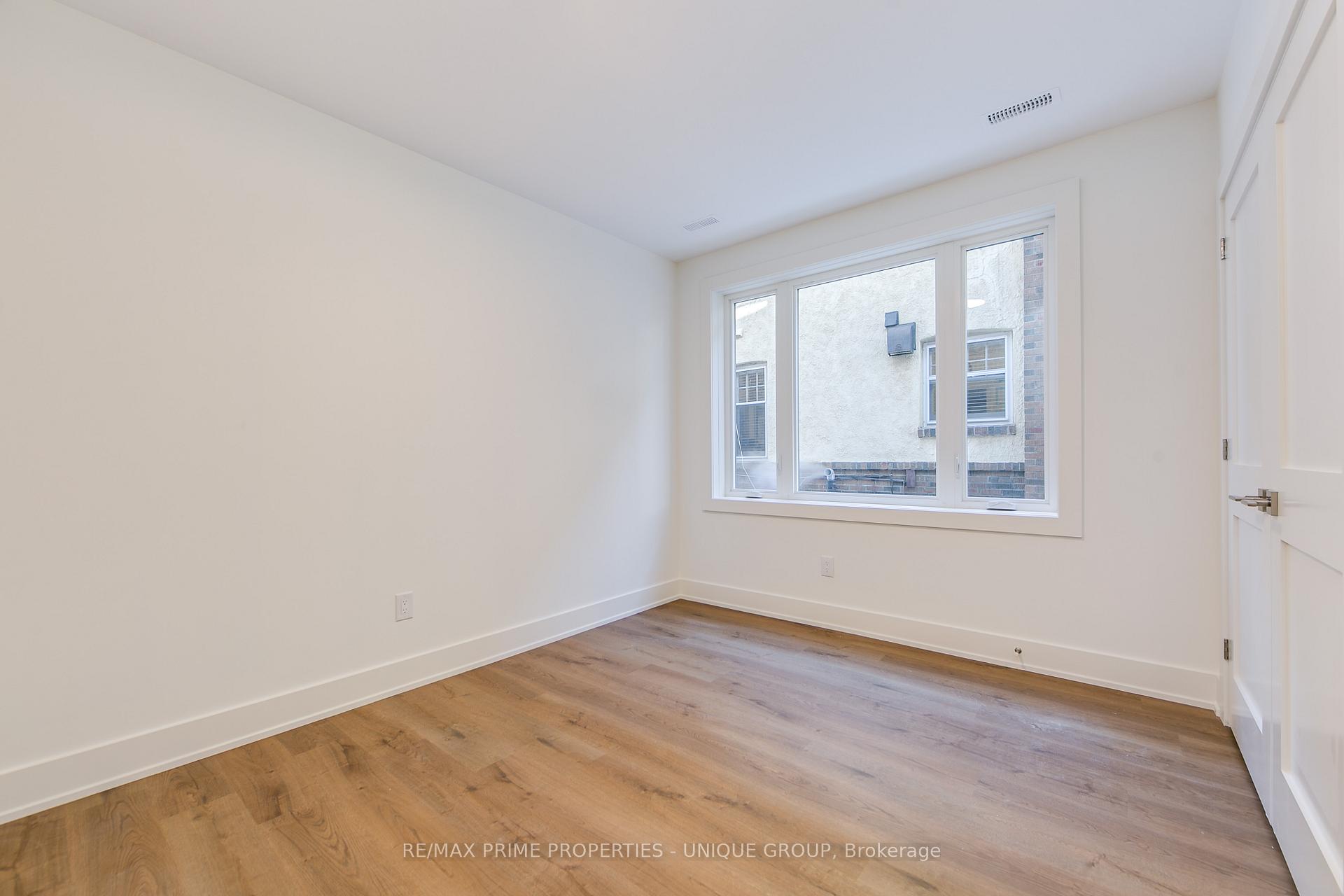 Photo 16 of Unit A, 471 Oriole Parkway, Toronto, Yonge-Eglinton — HOMEH
