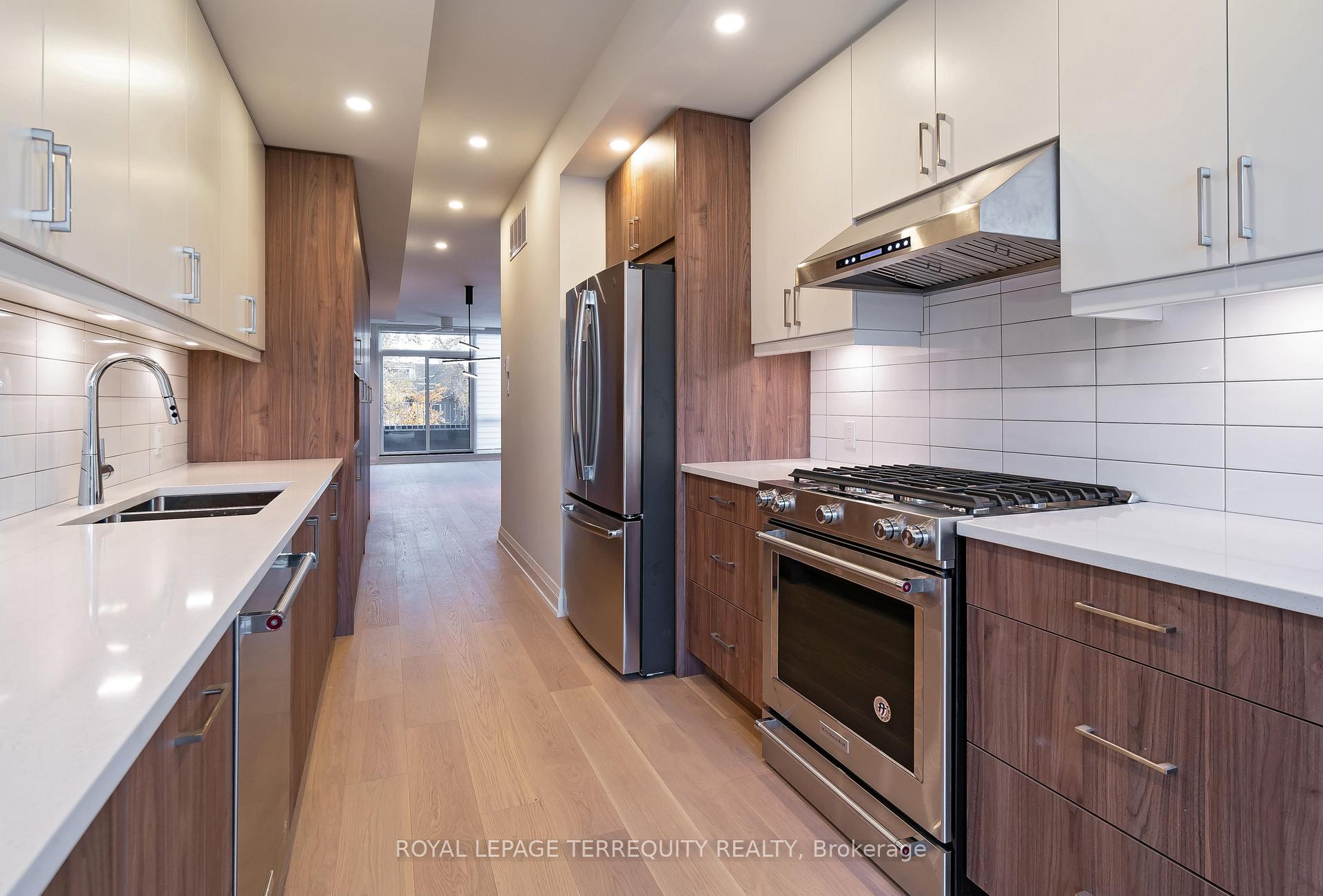 Photo 10 of Unit Upper, 211 Chatham Avenue, Toronto, Blake-Jones — HOMEH