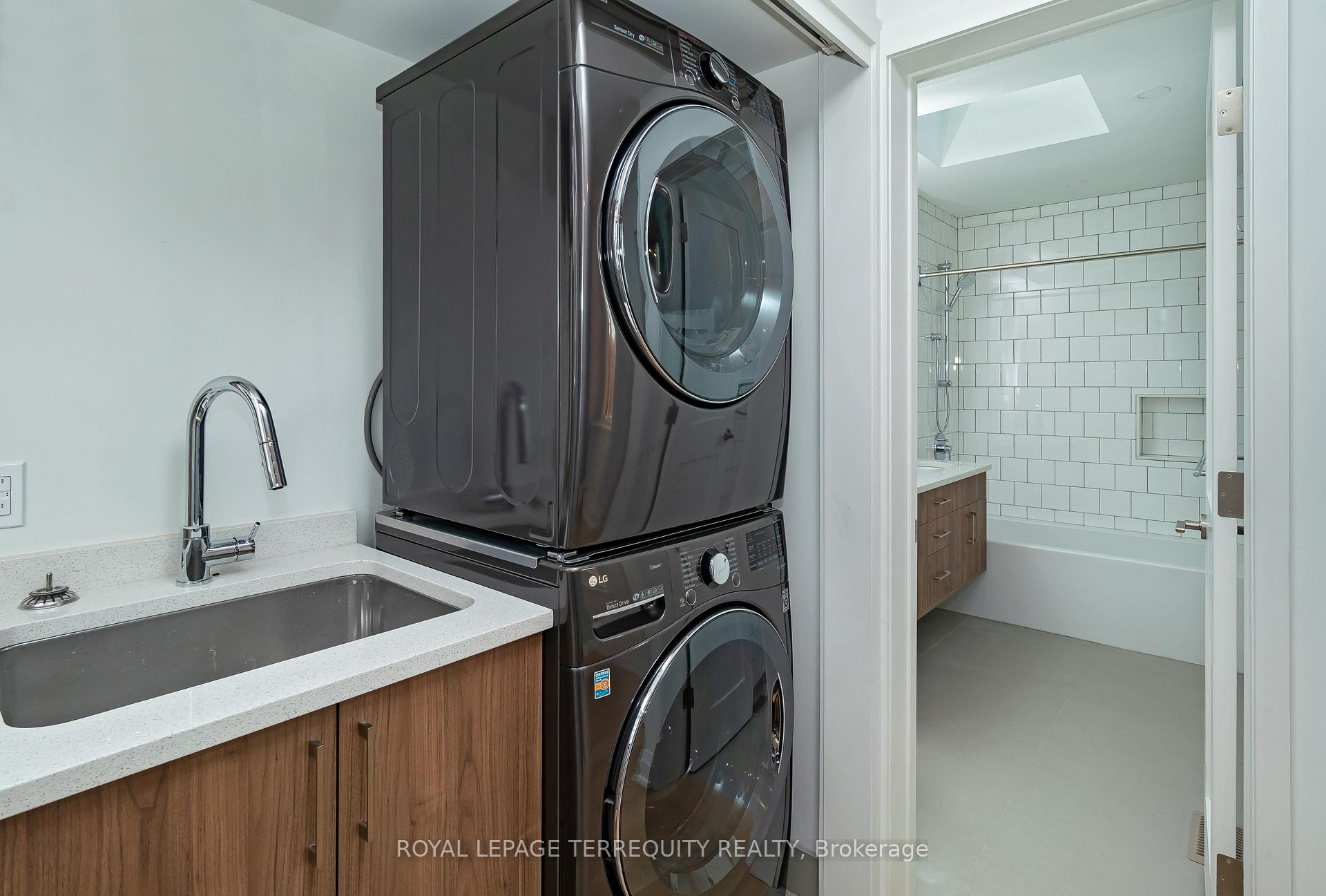 Photo 21 of Unit Upper, 211 Chatham Avenue, Toronto, Blake-Jones — HOMEH