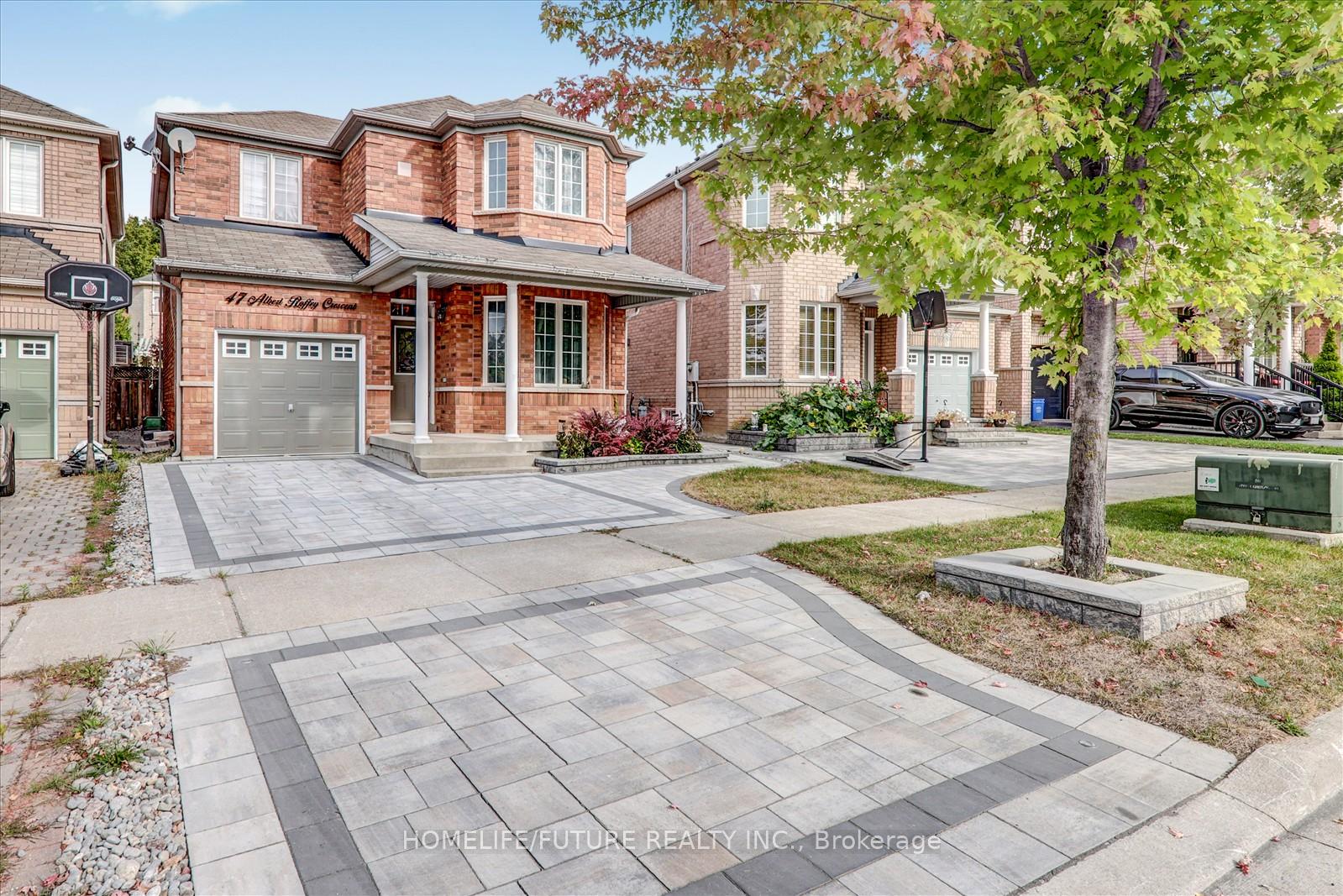 Photo 10 of 47 Albert Roffey Crescent, Markham, Box Grove — HOMEH