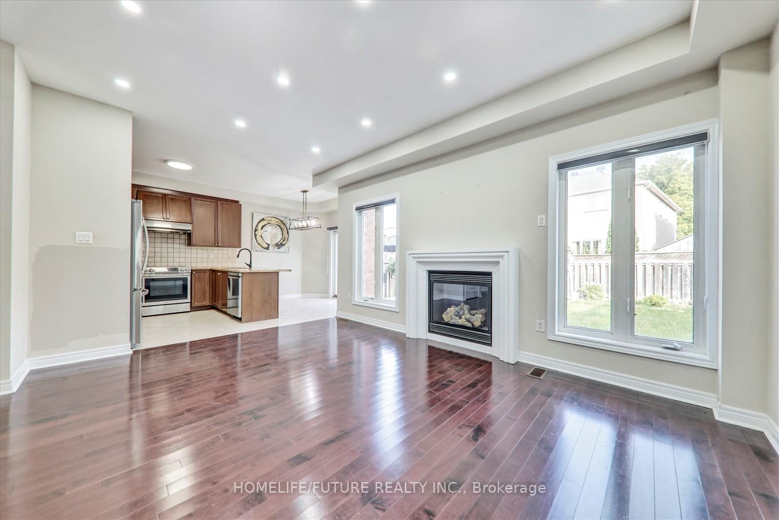 Photo 33 of 47 Albert Roffey Crescent, Markham, Box Grove — HOMEH