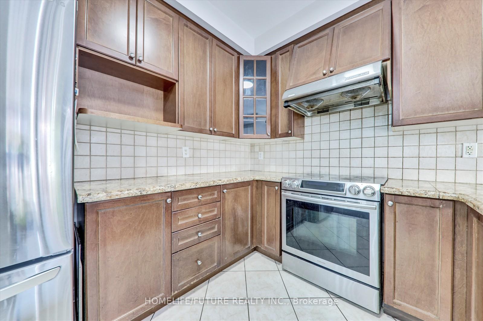 Photo 34 of 47 Albert Roffey Crescent, Markham, Box Grove — HOMEH