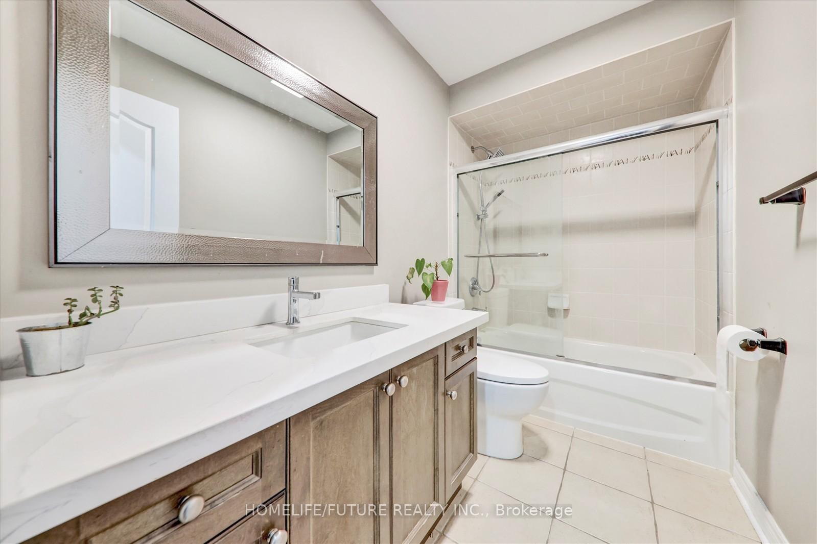 Photo 19 of 47 Albert Roffey Crescent, Markham, Box Grove — HOMEH