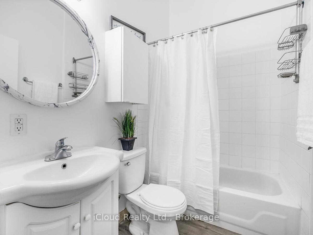 Photo 11 of Unit Unit 2, 1308 King Street E, Cambridge — HOMEH