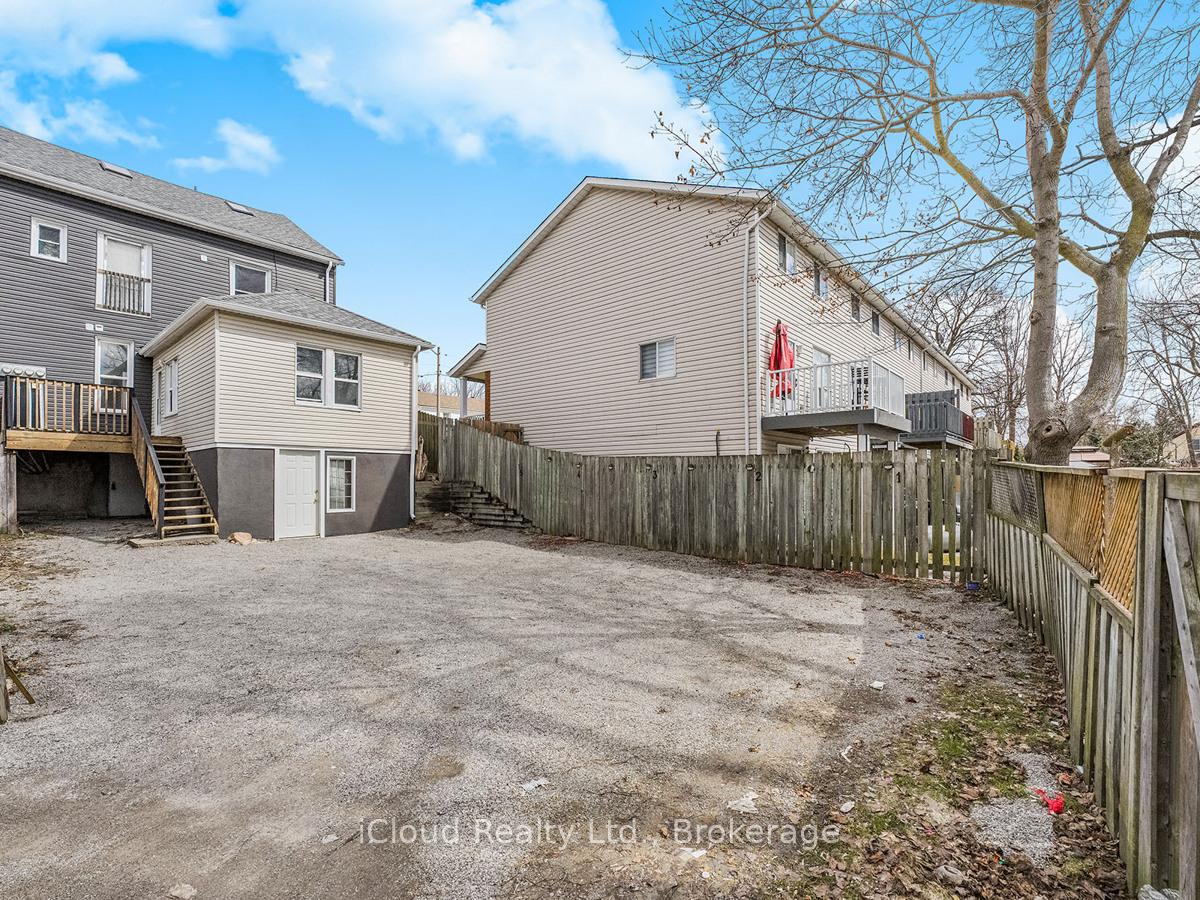 Photo 12 of Unit Unit 2, 1308 King Street E, Cambridge — HOMEH