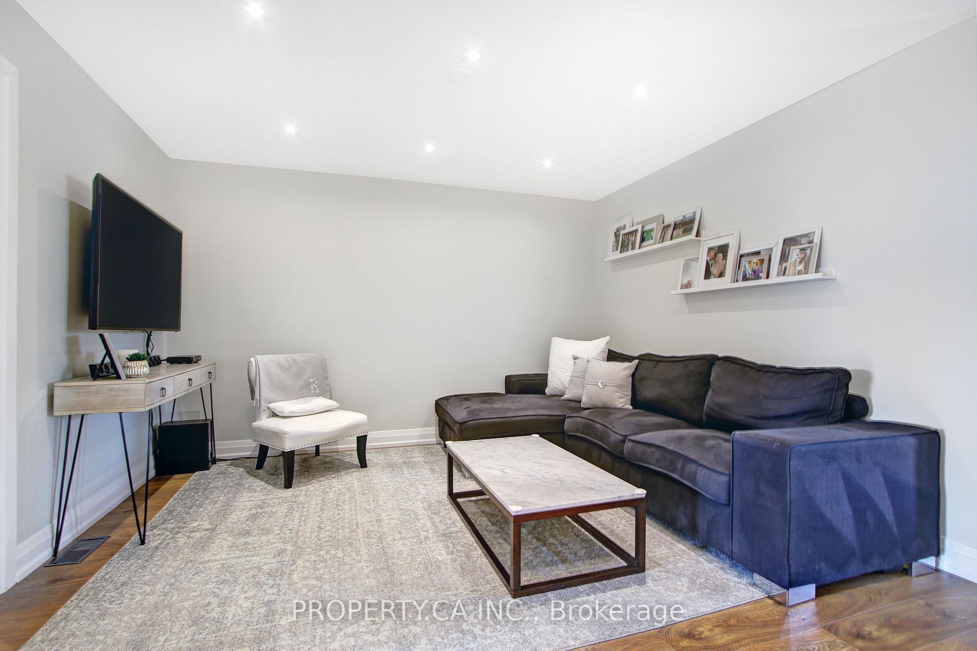Photo 4 of Unit Upper, 52A St Clarens Avenue, Toronto, Little Portugal — HOMEH