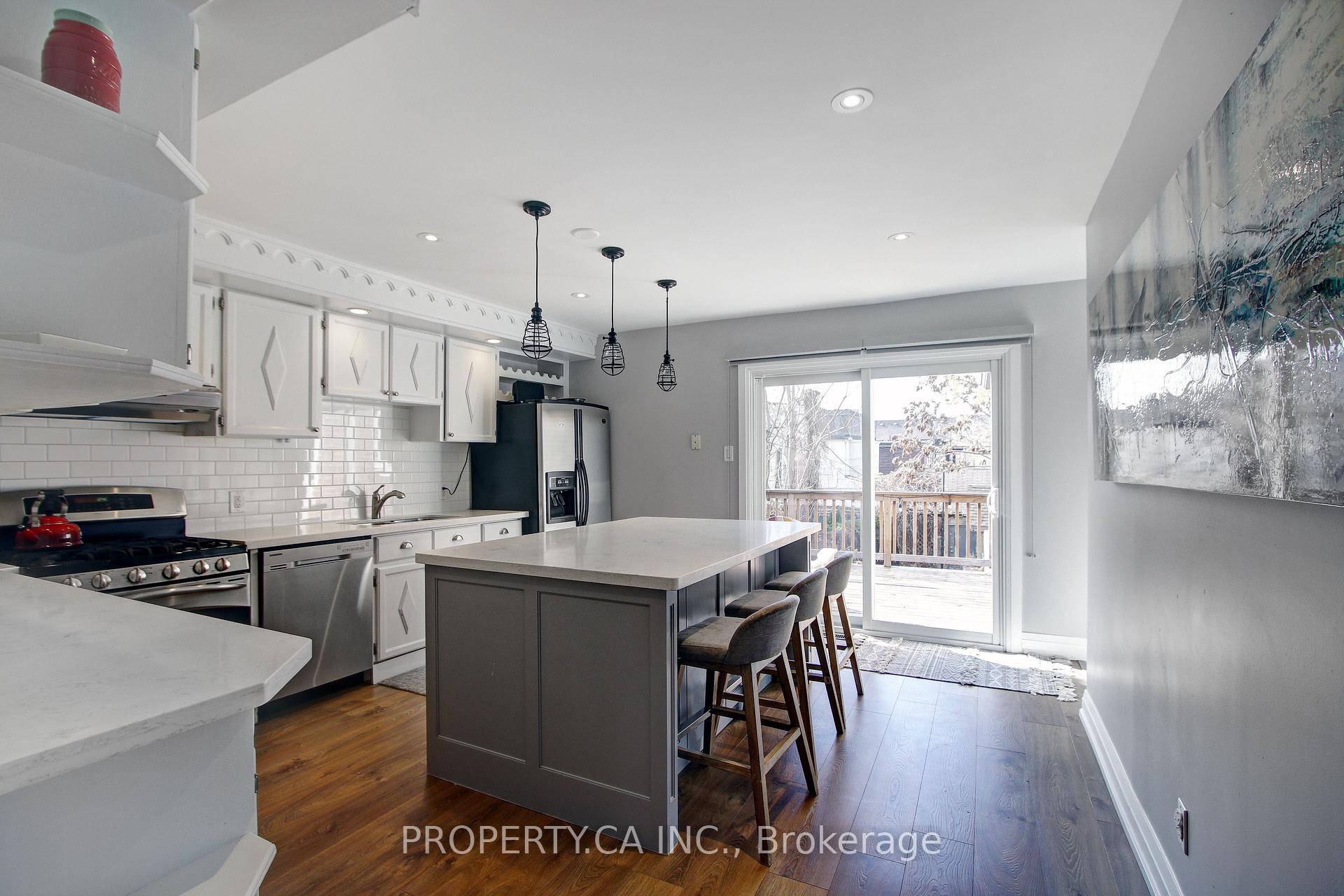 Photo 13 of Unit Upper, 52A St Clarens Avenue, Toronto, Little Portugal — HOMEH