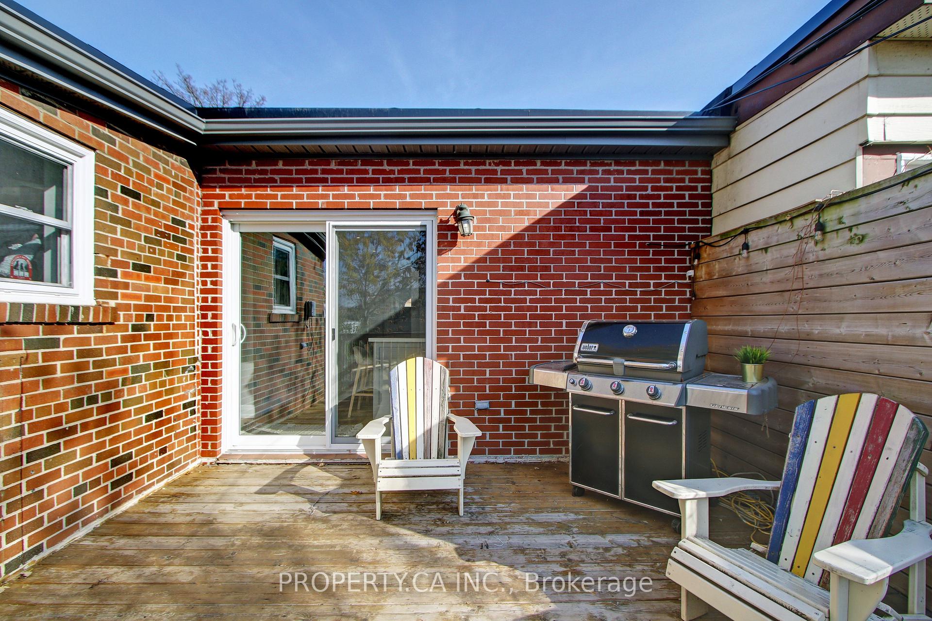 Photo 16 of Unit Upper, 52A St Clarens Avenue, Toronto, Little Portugal — HOMEH