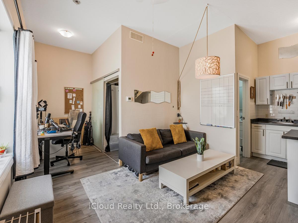 Photo 3 of Unit Unit 1, 1308 King Street, Cambridge — HOMEH