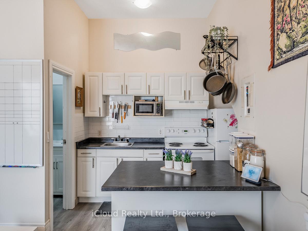 Photo 6 of Unit Unit 1, 1308 King Street, Cambridge — HOMEH