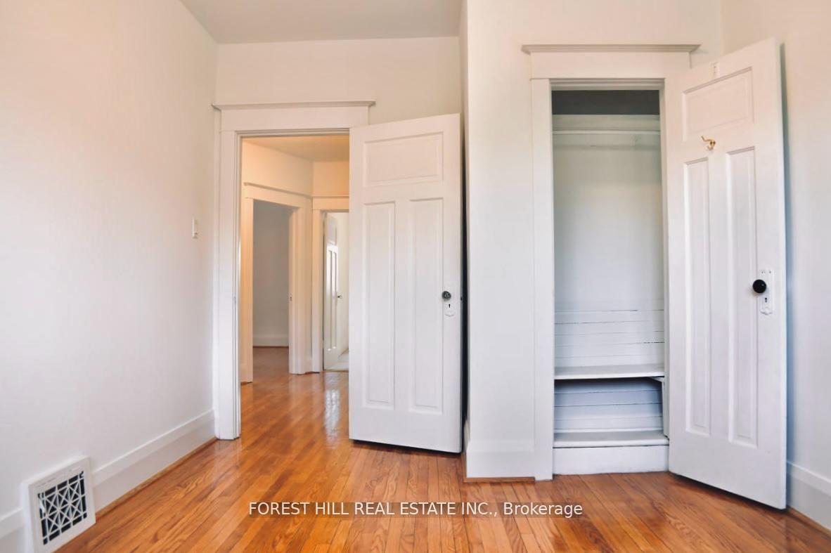 Photo 4 of 307 Sheldrake Boulevard, Toronto, Mount Pleasant East — HOMEH