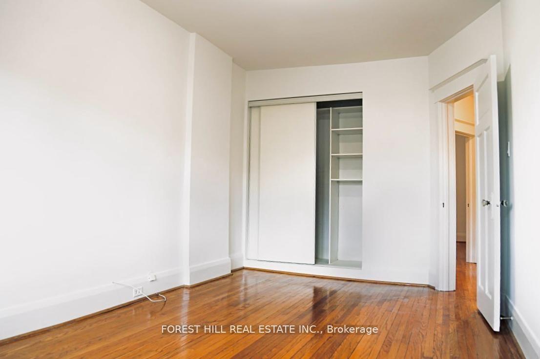 Photo 12 of 307 Sheldrake Boulevard, Toronto, Mount Pleasant East — HOMEH