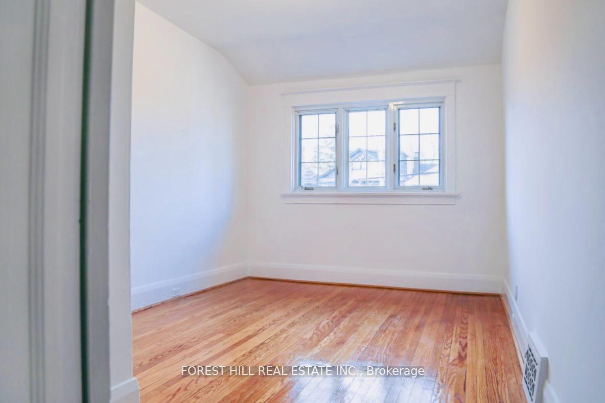 Photo 6 of 307 Sheldrake Boulevard, Toronto, Mount Pleasant East — HOMEH