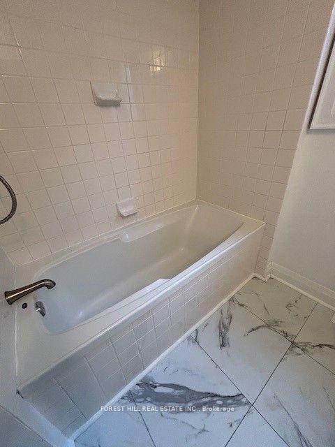 Photo 13 of 307 Sheldrake Boulevard, Toronto, Mount Pleasant East — HOMEH