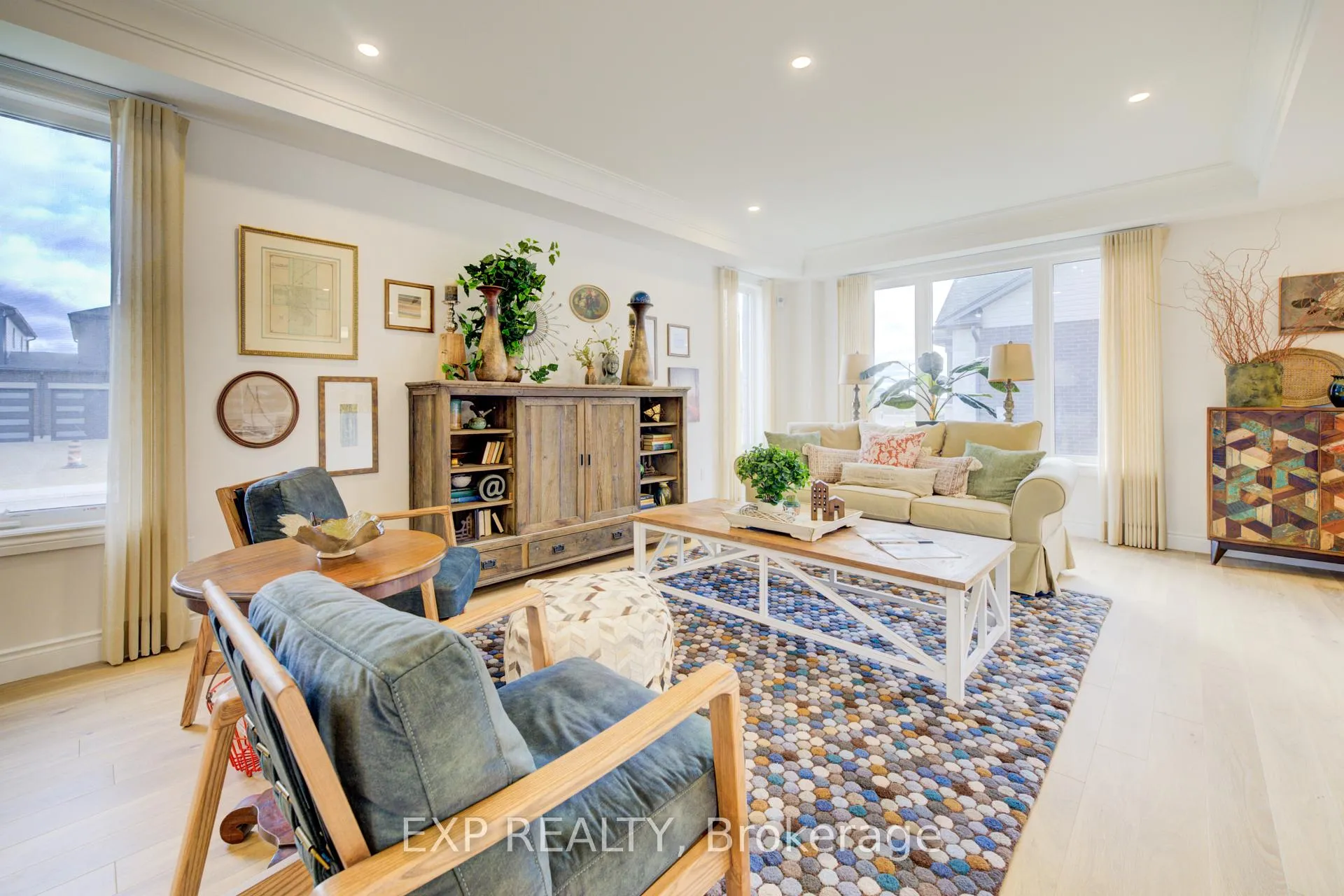 Photo 6 of 109 Thackeray Way, Minto — HOMEH