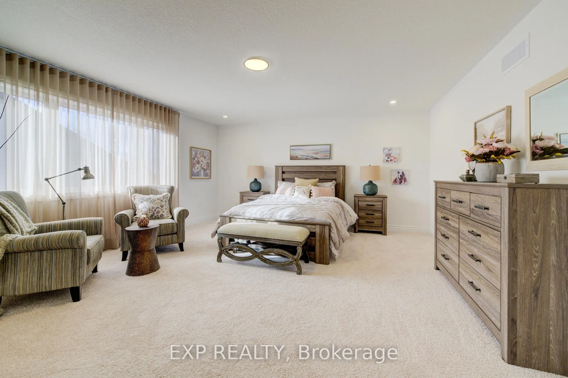 Photo 25 of 109 Thackeray Way, Minto — HOMEH