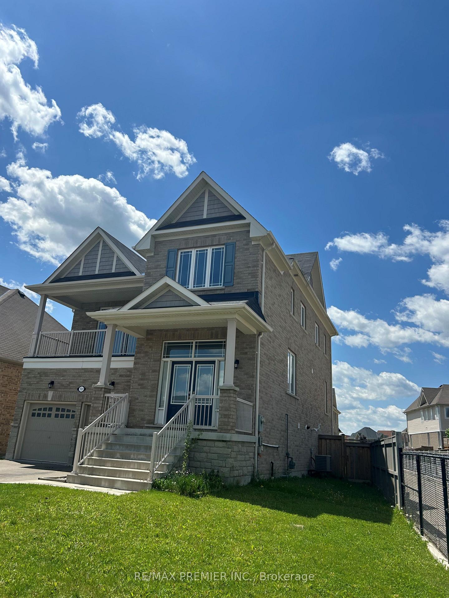 Photo 7 of 131 McGahey Street, New Tecumseth, Tottenham — HOMEH