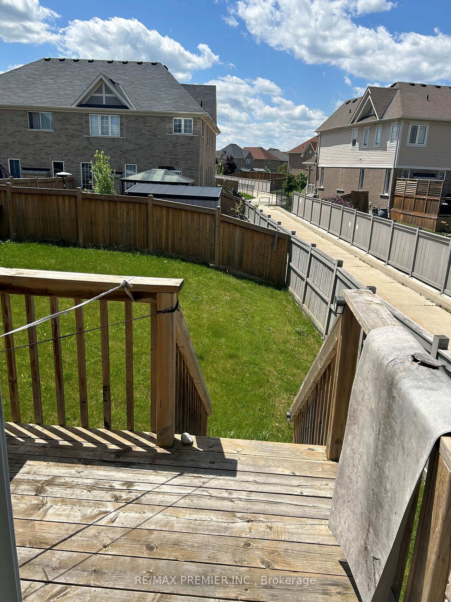 Photo 10 of 131 McGahey Street, New Tecumseth, Tottenham — HOMEH