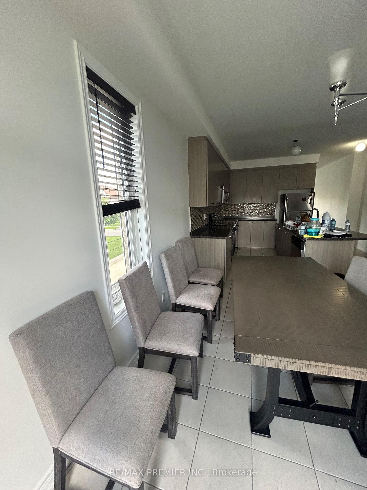 Photo 11 of 131 McGahey Street, New Tecumseth, Tottenham — HOMEH