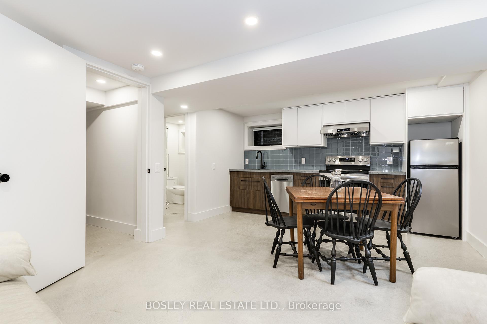 Photo 5 of Unit Lower, 47 Linnsmore Crescent, Toronto, Danforth — HOMEH