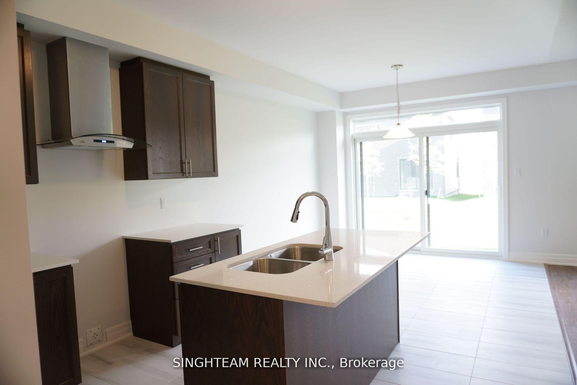 Photo 19 of 44 Del Ray Crescent, Wasaga Beach — HOMEH