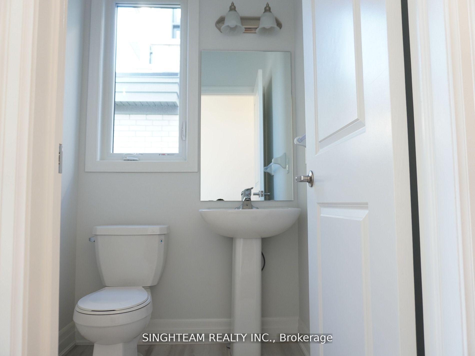 Photo 6 of 44 Del Ray Crescent, Wasaga Beach — HOMEH