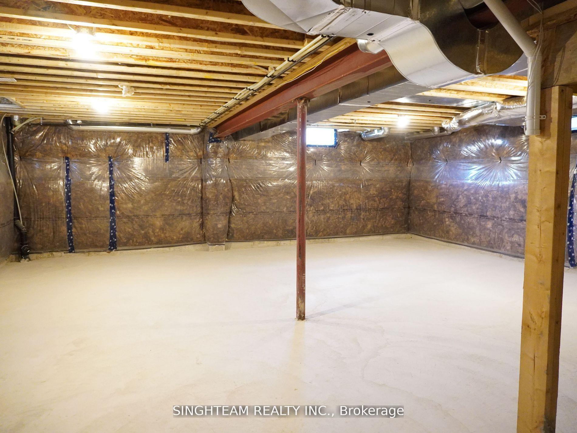 Photo 23 of 44 Del Ray Crescent, Wasaga Beach — HOMEH