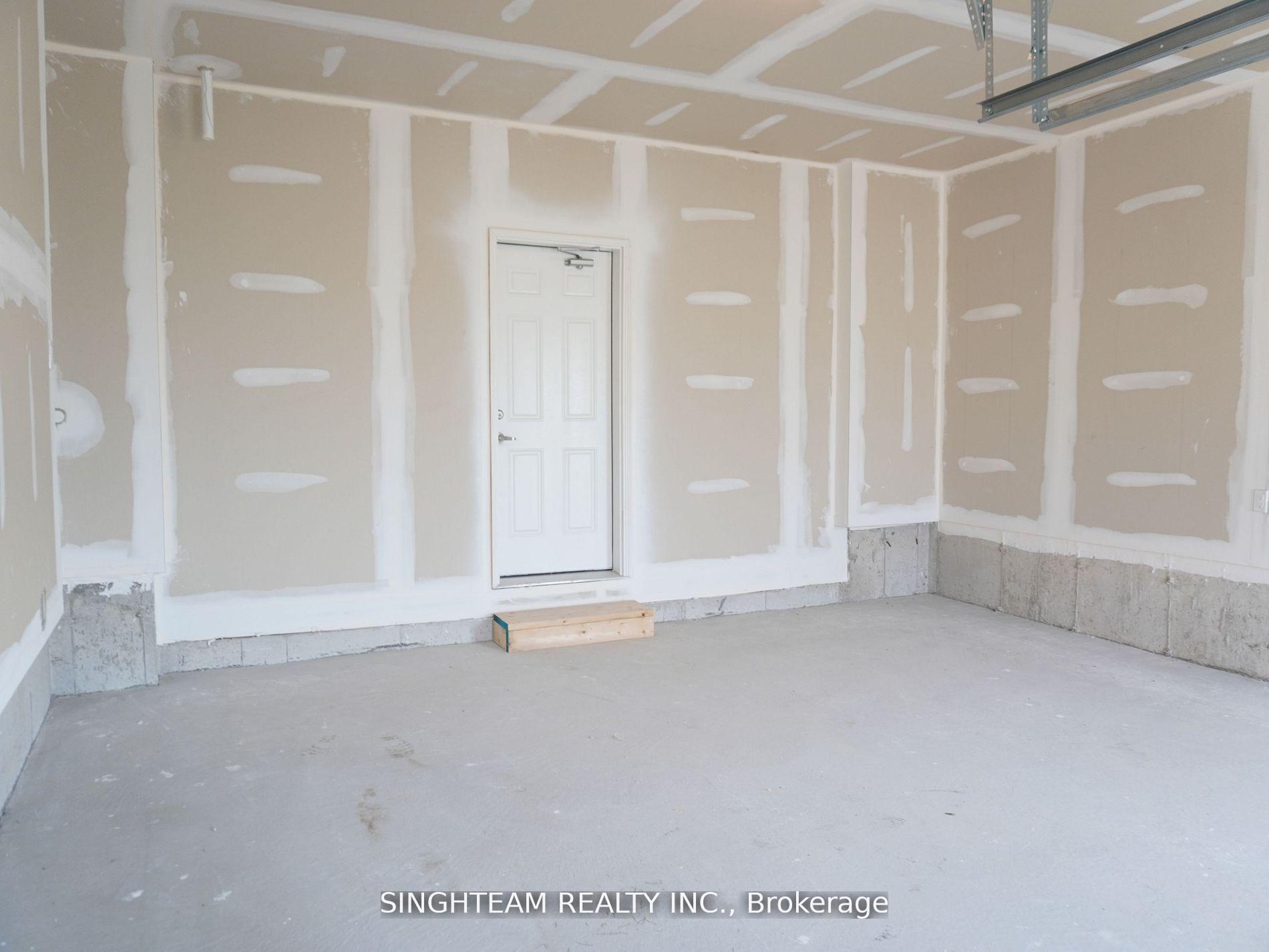 Photo 22 of 44 Del Ray Crescent, Wasaga Beach — HOMEH