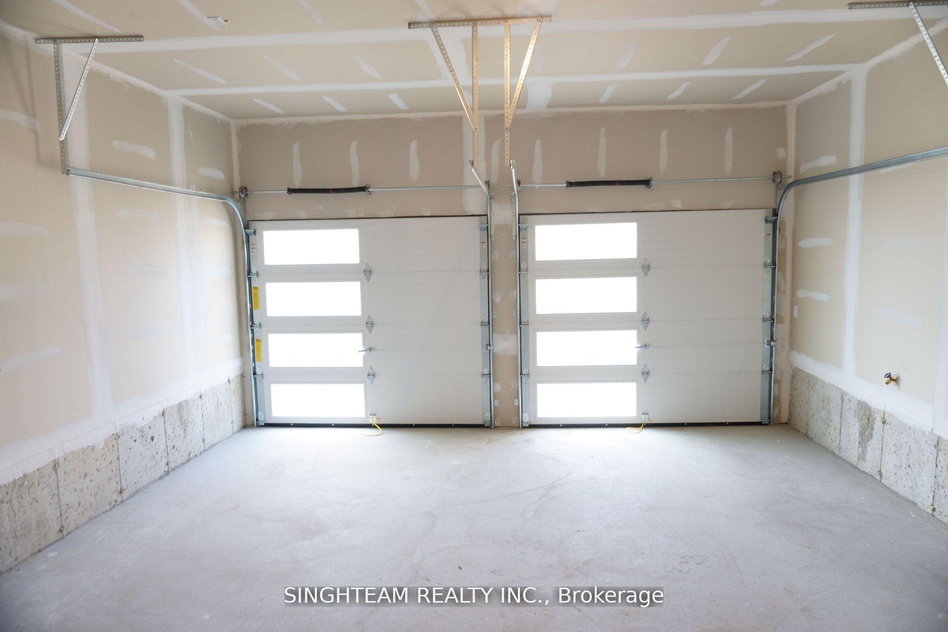Photo 24 of 44 Del Ray Crescent, Wasaga Beach — HOMEH